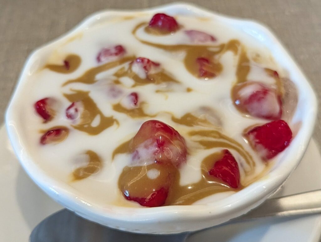 Featured image of Un Yang Kor Dai's Red Ruby in Coconut Milk